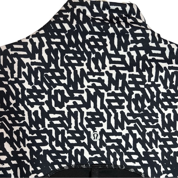 Lululemon Define Jacket w/Zip Pockets Pop Black & White Sz 10 Like New - Picture 14 of 15